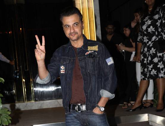 PHOTOS: गौरी की पार्टी में शाहरुख के रहते सुहाना चुरा ले गईं लाइमलाइट