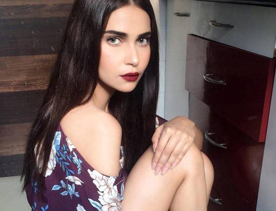 इस फेमस मॉडल को डेट कर रहे हैं हार्दिक पांड्या,  इस बात पर हुई थी फिदा