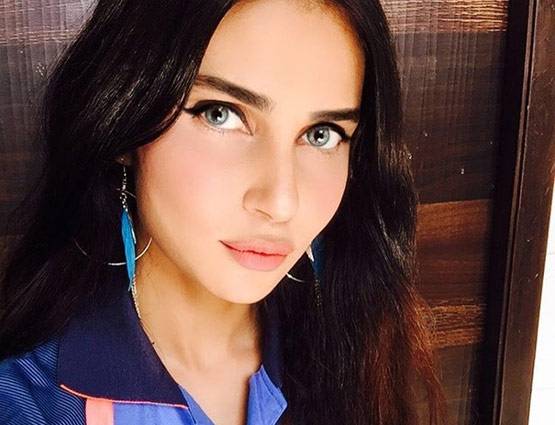 इस फेमस मॉडल को डेट कर रहे हैं हार्दिक पांड्या,  इस बात पर हुई थी फिदा