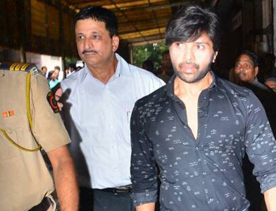 दूसरी औरत के चलते हुआ हिमेश का तलाक? जाने अभी किससे है अफेयर