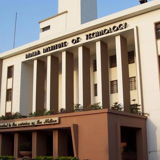 आटा चक्की वाले का बेटा IIT JEE के TOP 50 में, 1 साल नहीं छूआ मोबाइल