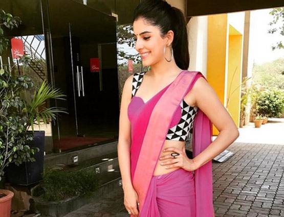 ये है ट्यूबलाइट की माया, बचपन में बनी थी ऐश्वर्या की बहन