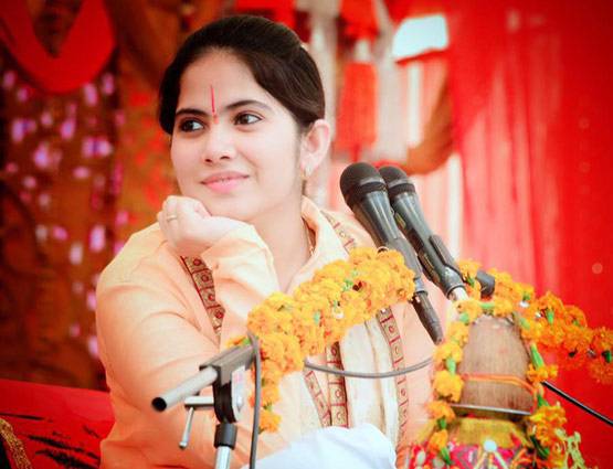 21 साल की साध्वी को गुरु कहते थे राधा, 3 लाख से ज्यादा फॉलोअर्स