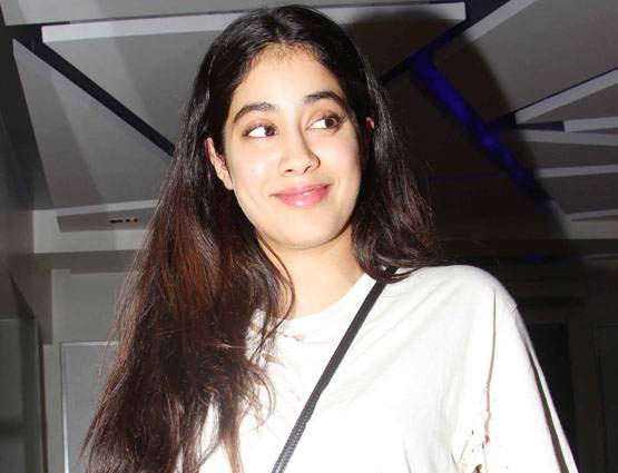 फिल्म देखने साथ फिर शाहिद के भाई के साथ पहुंची श्रीदेवी की बेटी