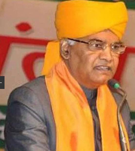 सरकारी स्‍कूल से पढ़े हैं कोविंद, तीसरे प्रयास में पास की थी IAS परीक्षा