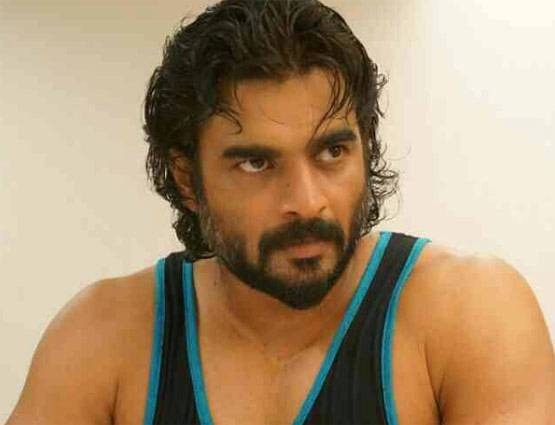 बॉलीवुड के MADDY इंटीमेट सीन शूट करते समय वाइफ को रखते हैं साथ