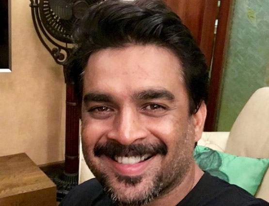 बॉलीवुड के MADDY इंटीमेट सीन शूट करते समय वाइफ को रखते हैं साथ