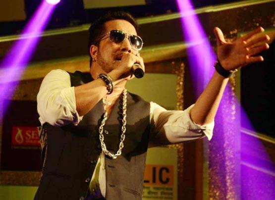 अरबों की संपत्त‍ि के मालिक हैं मीका सिंह, एक गाने की फीस है लाखों में