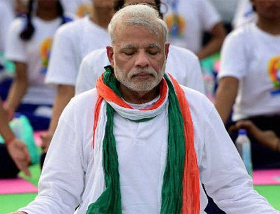 PM मोदी के डेली शेड्यूल में शामिल है योग, रोज करते हैं ये आसन
