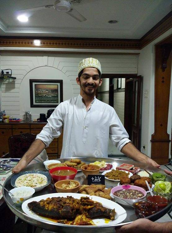 GOOGLE की जॉब छोड़ खोली समोसे की दुकान, लाखों की है कमाई