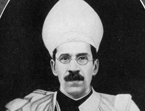 235 अरब की प्रॉपर्टी के मालिक थे ये राजा, छोटे से फ्लैट में रहता है वारिस