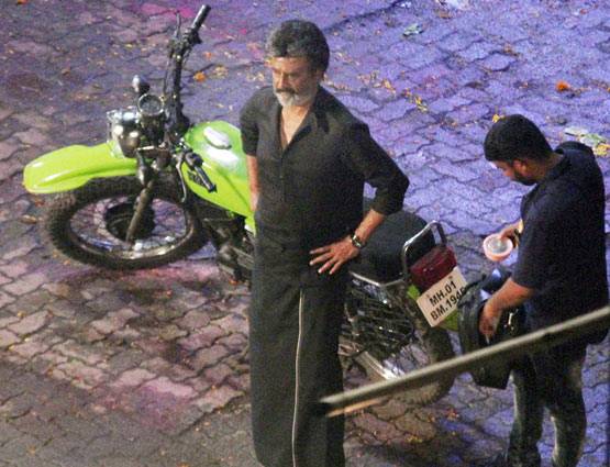 रजनीकांत की फिल्म के सेट से तस्वीरें हुईं लीक, मुंबई में चल रही है शूटिंग