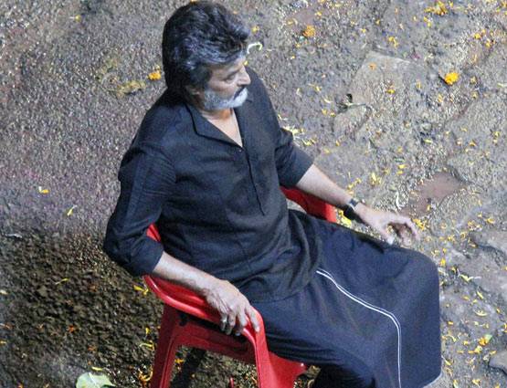 रजनीकांत की फिल्म के सेट से तस्वीरें हुईं लीक, मुंबई में चल रही है शूटिंग