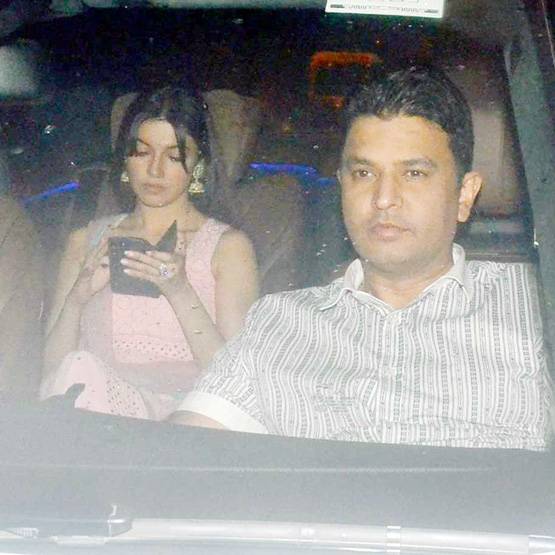 सलमान ने दी ईद पार्टी, जश्न में शामिल हुईं अरबाज की EX वाइफ मलाइका