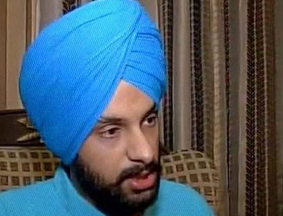 पहले अटेम्‍ट में UPSC टॉपर बने अनमोल शेर सिहं बेदी, जानें किसने की मदद