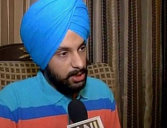 पहले अटेम्‍ट में UPSC टॉपर बने अनमोल शेर सिहं बेदी, जानें किसने की मदद