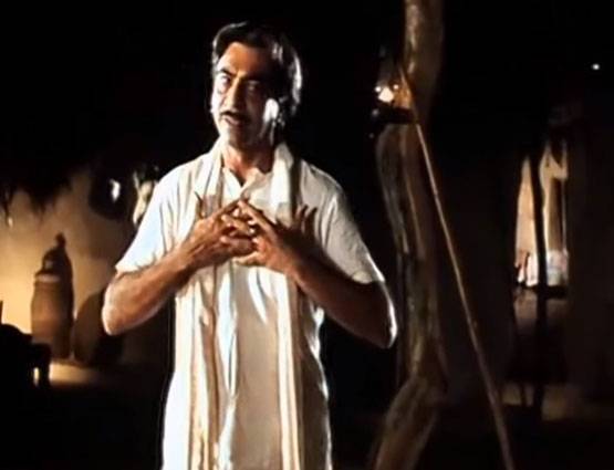 गरीबी के चलते इलाज को मोहताज हुए लगान के ईश्वर काका, गिन रहे हैं आखिरी सांसें