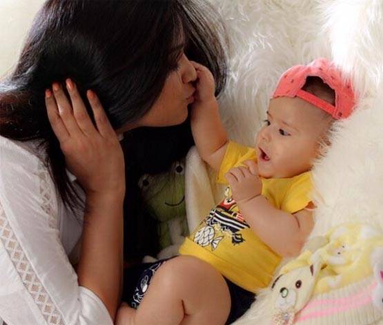 PHOTOS: श्वेता तिवारी बेटे रेयांश के साथ ऐसे कर रही हैं मस्ती