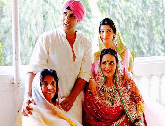 बॉलीवुड एक्टर्स से कम खूबसूरत नहीं हैं उनकी ये बहनें, देखते रह जाएंगे