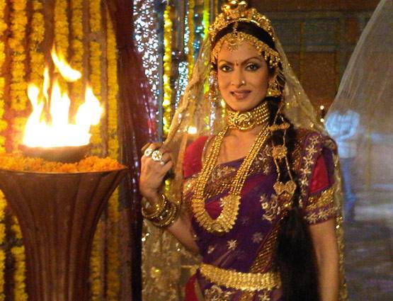 आज की चंद्रकांता पर भारी है 27 साल पुरानी चंद्रकांता की खूबसूरती