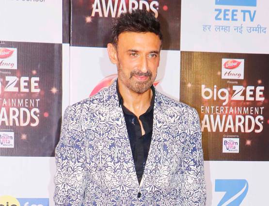 PHOTOS: जी एंटरटेंमेंट अवॉर्ड्स में सलमान-आलिया संग पहुंचे ये सितारें