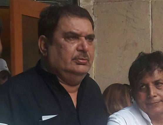 PHOTOS: इंदर कुमार की प्रार्थना सभा में फूट-फूट कर रोईं पत्नी पल्लवी