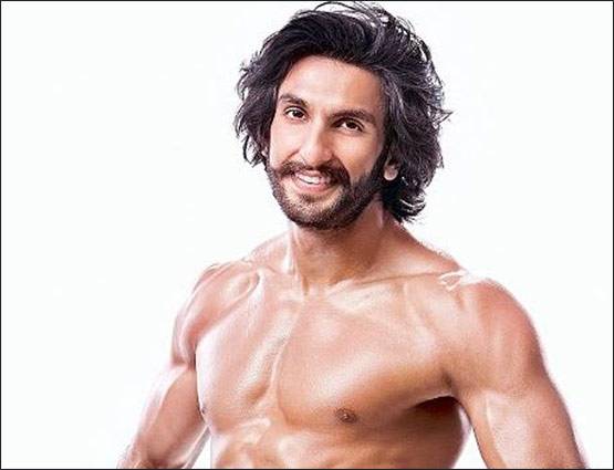 बिजनेस फैमिली से हैं रणवीर सिंह, इतने करोड़ की प्रॉपर्टी है उनके नाम