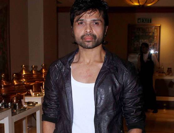 गोलू मोलू हिमेश रेशमिया के 6 पैक एब्स ने जब फैन्स को चौंकाया