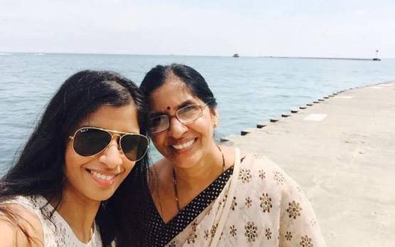 इतनी सी उम्र में उड़ाती है बोइंग 777 फाइटर जेट, देखें कौन है ये लड़की