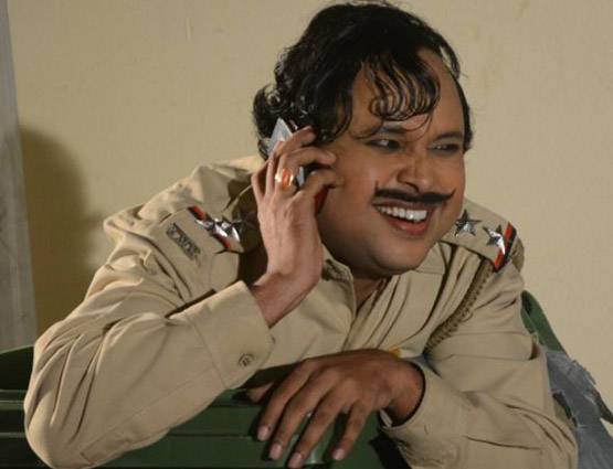 Real life में पहचान में नहीं आते हप्पू सिंह, इतनी है एक दिन की फीस