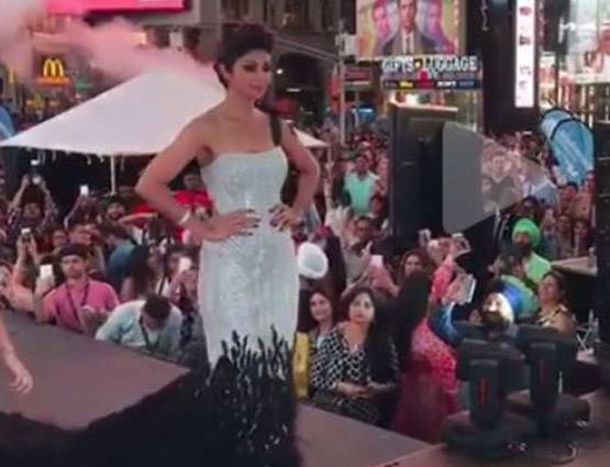 शि‍ल्पा के इस स्टाइल के आगे IIFA 2017 में बाकी सब फीका