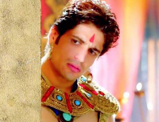 22 साल में की थी इस एक्टर ने शादी, अब बीवी को धोखा देने को लेकर हैं चर्चा में