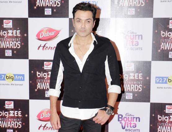 PHOTOS: जी एंटरटेंमेंट अवॉर्ड्स में सलमान-आलिया संग पहुंचे ये सितारें