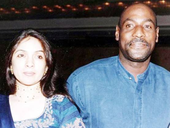 बिना शादी के बनी थी मां, 49 की उम्र में लिए इस एक्ट्रेस ने 7 फेरे