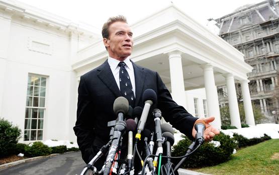 दुनिया का सबसे perfect शख्स है, दिन में करता है 5 बार Romance