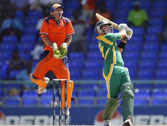 सर सोबर्स के बाद इन बल्लेबाजों ने उड़ाए हैं 6 गेंदों पर 6 छक्के