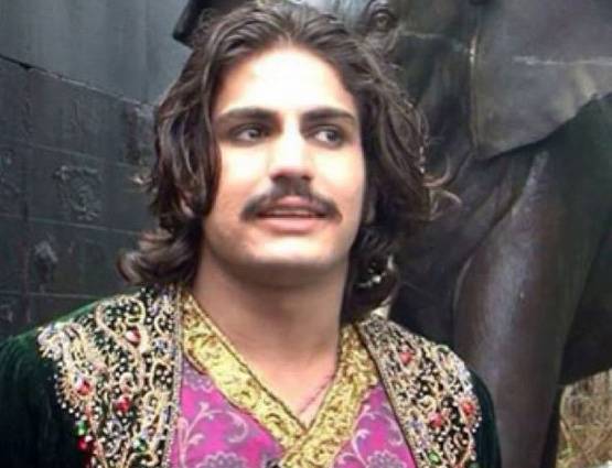 22 साल में की थी इस एक्टर ने शादी, अब बीवी को धोखा देने को लेकर हैं चर्चा में