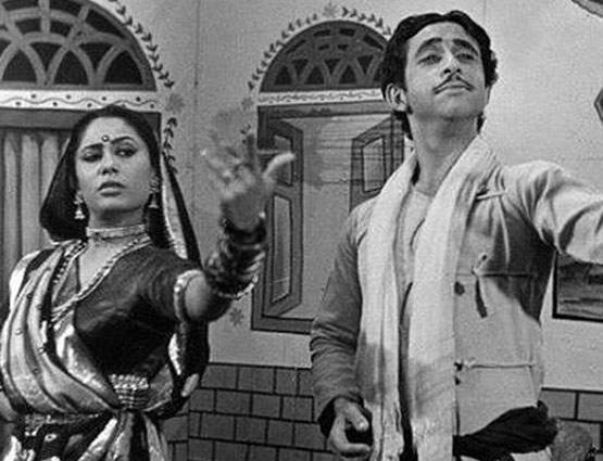 नसीरुद्दीन शाह ने दिए थे गज़ब बोल्ड सीन्स, इस एक्ट्रेस से हुई थी दूसरी शादी