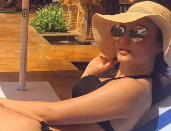 कपिल शर्मा की हि‍रोइन का BIKINI अंदाज, बिग बॉस में सलमान की थी खास