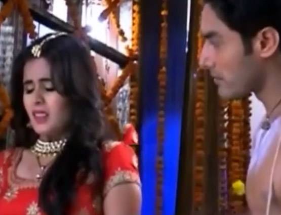 टीवी एक बार फिर हुआ BOLD, संध्या बींदणी की बेटी ने ऐसे मनाई सुहागरात