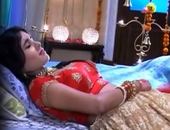 टीवी एक बार फिर हुआ BOLD, संध्या बींदणी की बेटी ने ऐसे मनाई सुहागरात