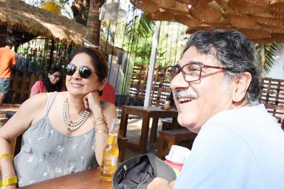 बिना शादी के बनी थी मां, 49 की उम्र में लिए इस एक्ट्रेस ने 7 फेरे