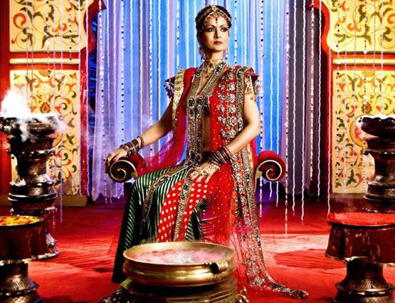 आज की चंद्रकांता पर भारी है 27 साल पुरानी चंद्रकांता की खूबसूरती