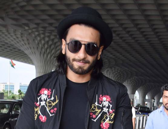 'बाजीराव' ने बदला अपना लुक, इस नए लुक में अाए नजर...