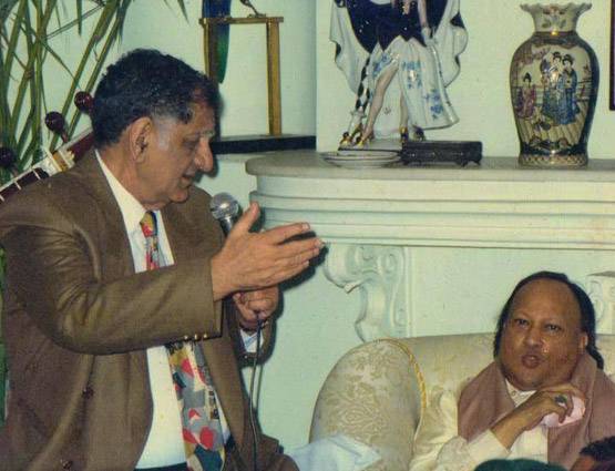 राजेश खन्ना को सुपर स्टार बनाने वाले ने गाया था शोले के लिए गाना...