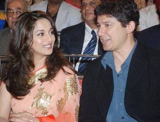 संजय दत्त की नहीं इस क्रिकेटर के प्यार में दीवानी हो गई थीं माधुरी