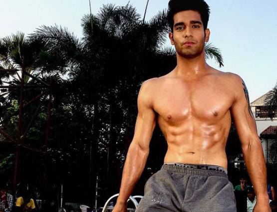 खुलासा: बिग बॉस 11 में 'शाहरुख की बेटी' से भि‍ड़ेगी Dhinchak Pooja