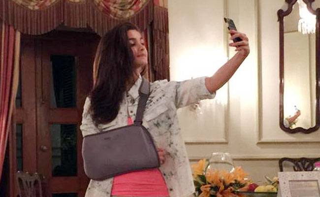 सेट पर हुए हादसे में कंगना को आए 15 टांकें, अक्षय का पैर भी जला था