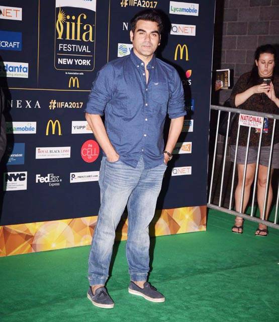 IIFA 2017 में रहा इन स्टार्स का फ्लॉप फैशन