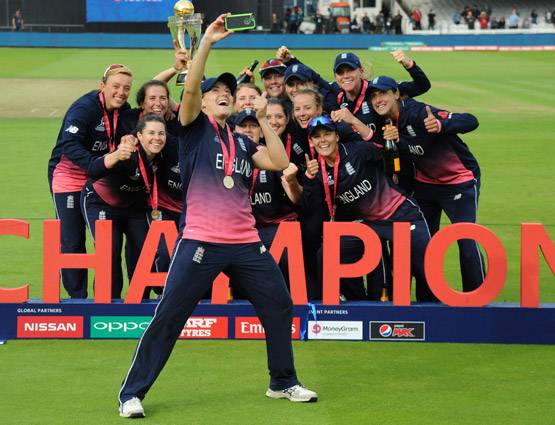 ये मायूस चेहरे बयां करते हैं, हमसे कहीं ज्यादा दुख इन 'शेरनियों' को है